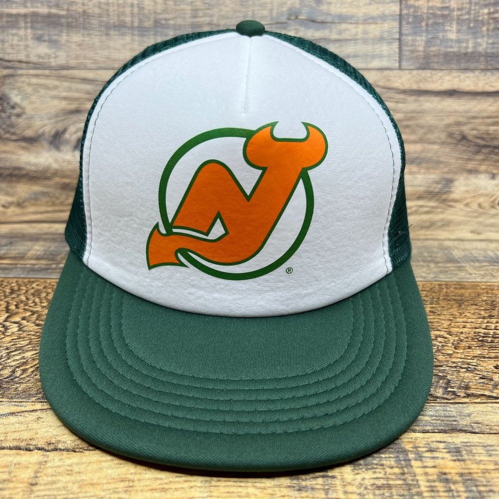 Retro NJ Devils Mens Trucker Hat Green Snapback NHL Hockey 1982 Logo Cap - Picture 3 of 7